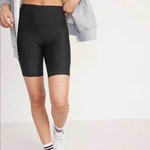 Old Navy High-Waisted Powersoft Biker Shorts